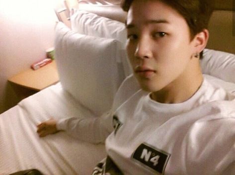 Jimin Pictures, Jimin Selca, Park Ji Min, Park Jimin Cute, Bts Imagine, Park Jimin Bts, Fan Fiction, Busan, Bts Boys