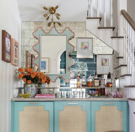 Foyer Entryway Decor Ideas, Built In Bars, Stair Nook, Bar Nook, Bar Exterior, Built In Bar, Home Bar Designs, Butlers Pantry, Chinoiserie Chic