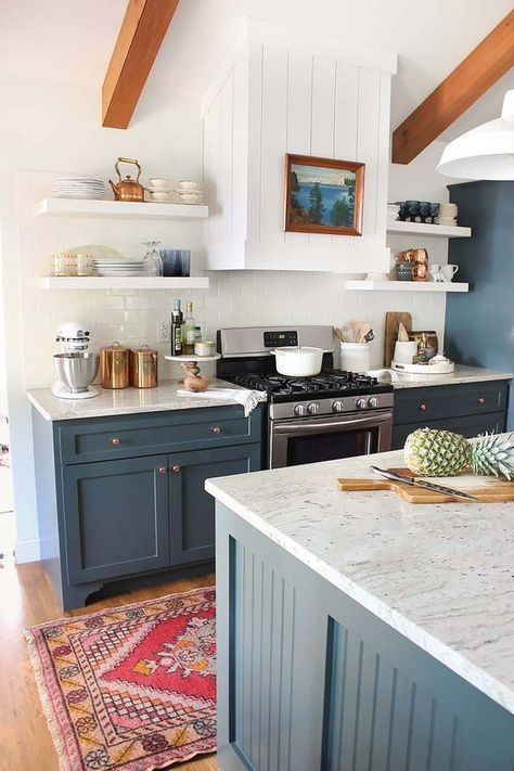 Kitchen renovation with blue cabinets and persian rug #kitchen Blue Kitchen Cabinets, Kabinet Dapur, Farmhouse Kitchen Cabinets, Decor Ikea, Kitchen Colour Schemes, Blue Cabinets, Classic Kitchen, Green Cabinets, Modern Farmhouse Kitchens