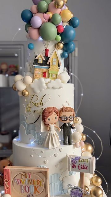 Up Wedding Cake, Disney Up Wedding, Adventure Book Scrapbook, Disney At Home, Carl And Ellie, Disney Cake, Movie Cakes, Disney Wedding Cake, Up Cake