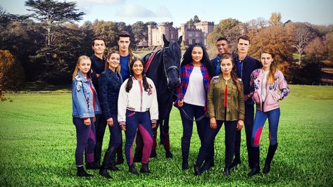 hi Free Rein Tv Show, Summer In England, Lime Pictures, Netflix Kids, Free Rain, Freddy Carter, Free Rein, American Holiday, Kids Line