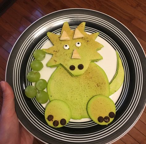 Dinosaur Pancake Breakfast Dinosaur Themed Breakfast, Dinosaur Pancakes For Kids, Pancake Dinosaur, Dinosaur Breakfast Ideas, Dino Breakfast, Surprise Pancakes, Dinosaur Pancakes, Dinosaur Breakfast, Dinosaur Birthday Party Food