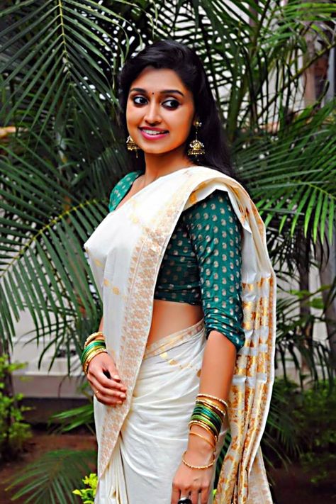 Sija Rose, Vijay Sethupathi, Rosé Hot, Kerala Saree, Movie Actress, Saree Photoshoot, Actress Photos, Hd Images, Indian Outfits