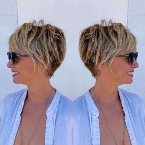 Short Haircut for Women More Haircuts Women, Classic Hairstyles, Best Short Haircuts, Haircut For Older Women, Bob Hair, Penteado Cabelo Curto, Hairstyles Over 50, Haircut Ideas, Pixie Hairstyles