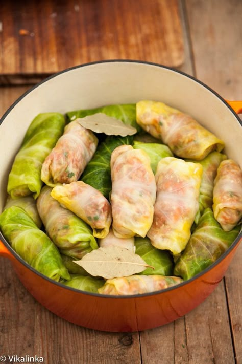 Fidel Recipe, Cabbage Rolls German Recipe, Russian Cabbage Rolls, Golubtsi Recipe, German Cabbage Rolls, Easy Cabbage Rolls, Russian Foods, Russian Dishes, Eastern European Recipes