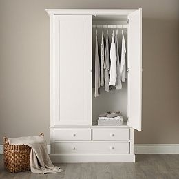 White Wardrobe Bedroom, White Wooden Wardrobe, Classic Bedroom Furniture, Large Wardrobe, Large Wardrobes, Wooden Cupboard, Hiasan Bilik Tidur, White Wardrobe, Small Wardrobe