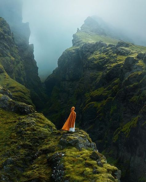 Iceland | followmeaway Modelling Moodboard, Lifestyle Modeling, Mountain Portraits, Mists Of Avalon, Card Inspo, Scottish Castles, Scene Art, Travel Pics, Conceptual Photography