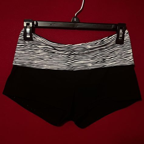 Black and white zebra print fold over booty shorts... - Depop Fold Over Shorts, Foldover Shorts, Trashy Outfits, 2000s Clothes, Y2k Shorts, Y2k Mcbling, Black And White Shorts, 2000s Fashion Outfits, White Zebra