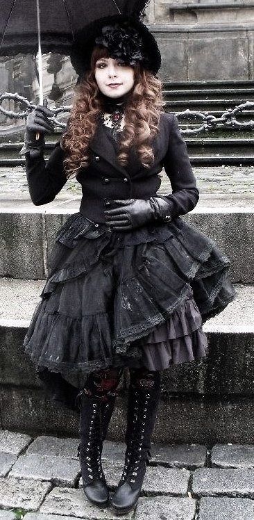 Goth girl Victorian Outfit, Steampunk Goth, Goth Steampunk, Steampunk Women, Style Steampunk, Victorian Goth, Steampunk Costume, Gothic Steampunk