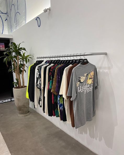 Merch Area Design, Local Brands Clothing, Clothing Store Interior Design Ideas, Design My Room, Mens Room Decor, Mens Bedroom Decor, Clothing Store Interior, Clothing Store Design, Boutique Decor