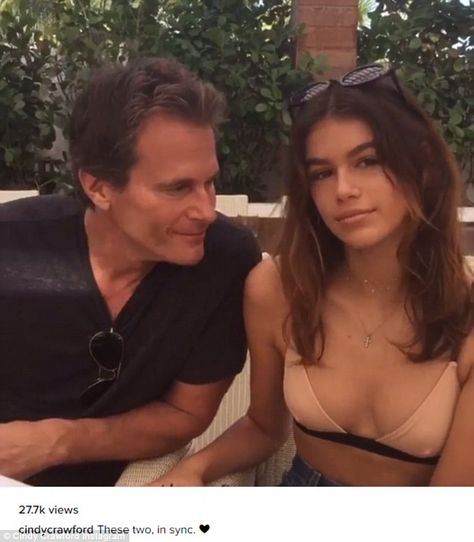 Cindy Crawford Daughter, Rande Gerber, Mom Instagram, Good Genes, Beach Shoot, Kaia Gerber, Modeling Career, Cindy Crawford, Teen Vogue