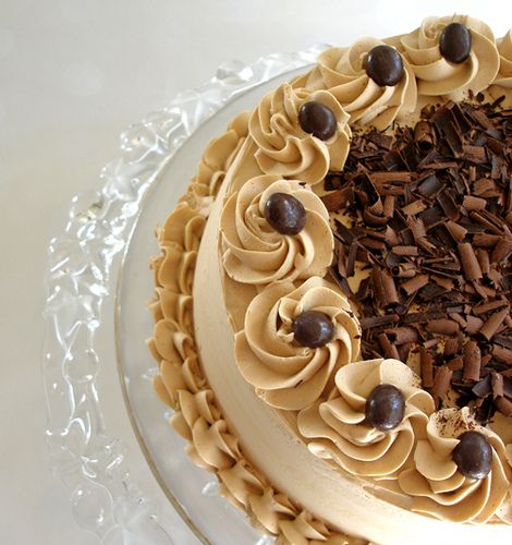 mocha cake | Caramel Mocha Cake | Flickr - Photo Sharing! Mocha Cake Design, Chocolate Covered Espresso Beans, Buttercream Cake Designs, Mocha Cake, Caramel Mocha, Online Cake Delivery, Cupcake Cake Designs, Chocolate Curls, Wedding Cake Recipe