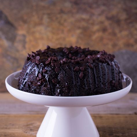 Wicked & Easy Double Chocolate Rum Cake - Goslings Rum Chocolate Rum Cake Recipe, Rum Cake Easy, Rum Cake Recipe Easy, Rum Desserts, Chocolate Rum Cake, Hershey Chocolate Cakes, Cake Recipes Uk, Rum Cake Recipe, Rum Recipes