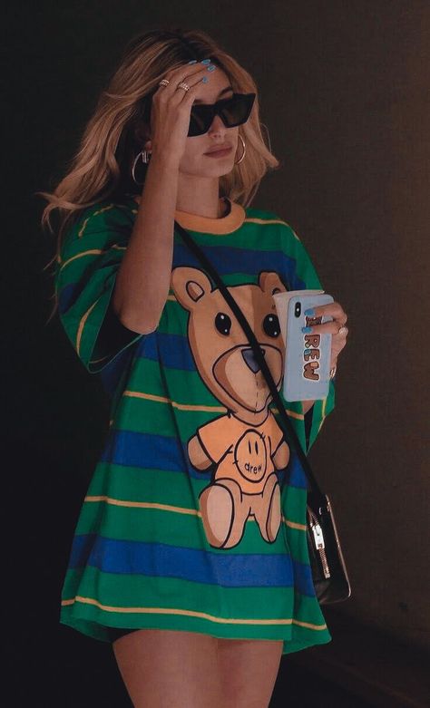 Hailey Rhode Baldwin, Hailey Bieber Outfits, Drew House, Hailey Baldwin Style, Street Style Aesthetic, Hailey Baldwin, Hailey Bieber, Fashion Killa, Festival Outfits