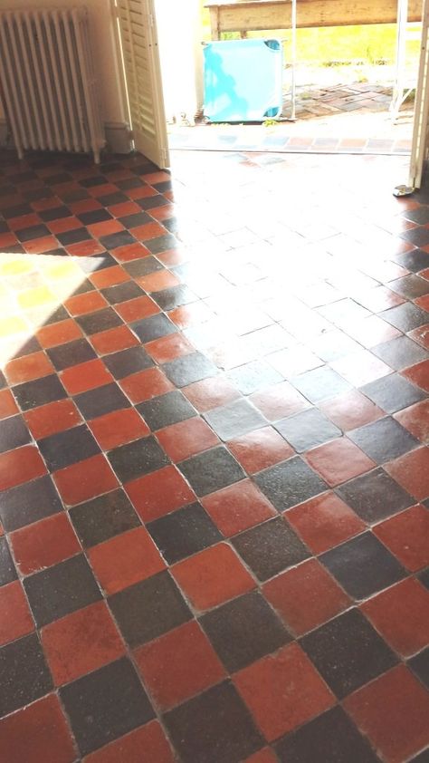 This was a very straightforward request to clean and seal an old Quarry tiled floor that dated back to the Victorian era. The tiles didn’t […] Quarry Tile Floor, Hall Tiles, Laminate Tile Flooring, White Concrete Countertops, Kitchen Colour, Primitive Living Room, Floor Restoration, Open Plan Kitchen Diner, Cottage Porch