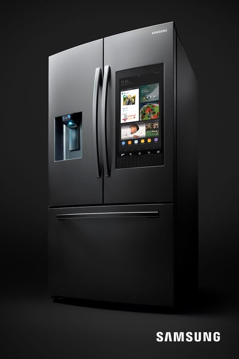 Black Kitchen Gadgets, Modern Fridge Refrigerators, Refregirator Design, Cool Refrigerator, Fridges In Kitchens, Expensive Fridge, Fridge Luxury, Fancy Refrigerator, Kitchen Fridge Ideas