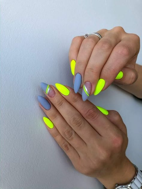 Neon Oval Acrylic Nails, Neon Nails Gel Short, Oval Neon Nails, Almond Nail Art, Neon Nail Designs, Neon Green Nails, Almond Acrylic Nails, Neon Nails, Beautiful Nail Designs