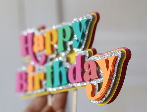 Cricut Happy Birthday Sign, Cake Toppers Birthday Women, Handmade Cake Toppers Birthday, Cricut Cake Toppers, Cake Topper Ideas Birthday, Cake Toppers For Men, Gold Cake Topper Birthday, Cricut Cake Topper, Cake Topper Cricut