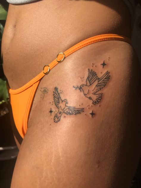 Doves In The Wind Tattoo Sza, Doves Clouds Tattoo, Aesthetic Dove Tattoo, Doves In The Wind Tattoo, Dove Sun Rays Tattoo, Two Turtle Doves Tattoo, Doves In The Wind, Wind Tattoo, Piercing Inspo