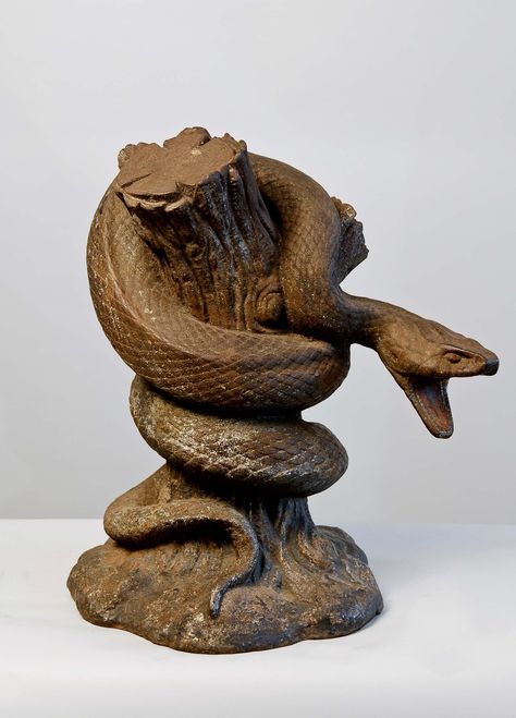 American Folk Art snake fountain. Edward Thorp gallery 2014 exhibition. edwardthorpgallery.com Snake Drawing, Sculpture Art Clay, Snake Art, Tanah Liat, Art Gallery Wallpaper, American Folk Art, Clay Art Projects, Wood Carving Art, Art Clay