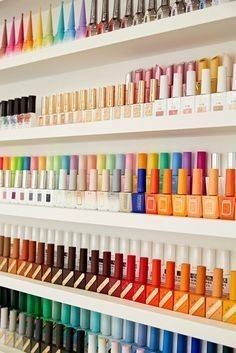 Korean Nail Salon, Nail Salon Interior, Korean Nail, Natural Nail Care, Nail Salon Decor, Nail Salon Design, Korean Nails, Nail Room, Manicure Tips