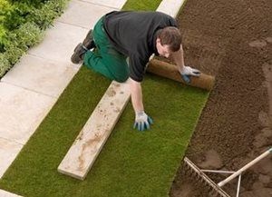 How to Lay Turf | Expert Guide How To Lay Turf, Best Grass Seed, Circular Lawn, Sod Installation, Lawn Turf, Seeding Lawn, Artificial Lawn, Healthy Lawn, Lawn Maintenance