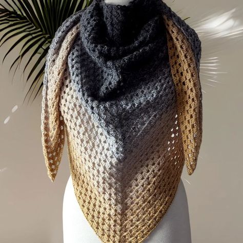 Crochet Triangle Scarf, Triangle Shawl, Handmade Crochet Bags, Crochet Triangle, Triangle Shawls, Crochet Wrap, Triangle Scarf, Wrap Shawl, Crochet Lovers