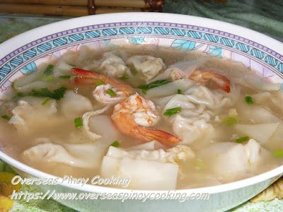 Pancit Molo Recipe Molo Soup, Molo Recipe, Pancit Molo, Filipino Noodles, Pinoy Dishes, Filipino Food Recipes, Garlic Chives, Chicken And Shrimp, Filipino Dishes