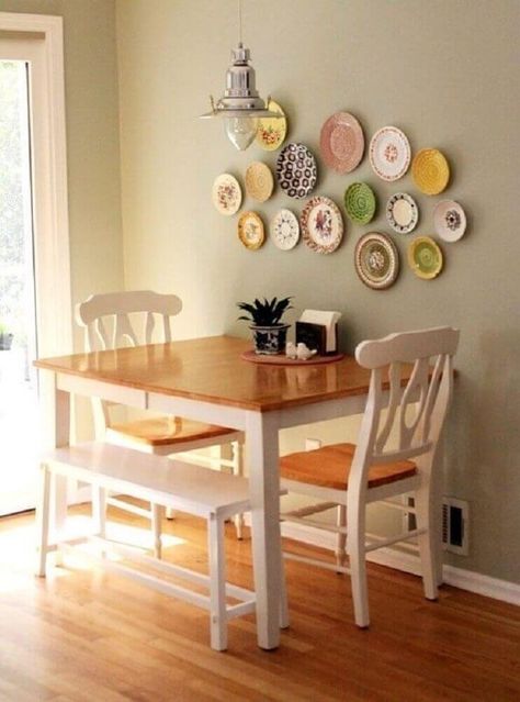 Eat In Kitchen Table, Dining Room Table Decor Ideas, Small Dining Room Table, Small Kitchen Tables, Small Dining Area, Dining Room Table Decor, Table For Small Space, Kitchen Table Decor, Dining Room Wall Decor