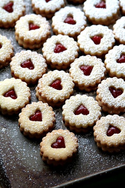 Lemon Linzer Cookies with Red Lingonberry Gelee | A Cup of Sugar ... A Pinch of Salt | Bloglovin’ Lingonberry Recipes, Recipe For Caramel, Caramel Recipe Easy, Linzer Cookie, Berry Cookies, Caramel Shortbread, Linzer Cookies, Cookie Sheets, Lemon Extract