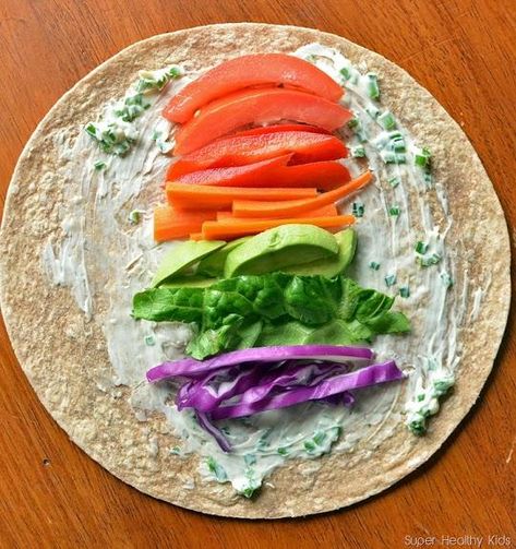 Wraps Recipes Healthy, Chives Recipe, Veggie Wrap, Lunch Box Bento, Super Healthy Kids, Healthy Wraps, Veggie Wraps, Veggie Sandwich, Sandwich Recipe