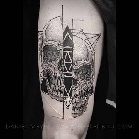 Split/Skull via www.dasleitbild.com / www.fb.com/dasleitbild #split #skull #geometric #triangle #blackwork #dotwork #blackworkers #tattoodo #germantattooers #leitbild #blackworkers #blacktattooart #tattooaetistmagazine #art_collective_mag #theinkedlife #blacktattoomag #Tattoo_art_ #blackworkerssubmission #stencilstuff Split Skull Tattoo, Sick Tattoos, Tat Inspiration, Skeleton Tattoo, Tattoos Men, Dotwork Tattoo, Sick Tattoo, Skeleton Tattoos, Nice Ideas