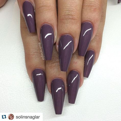 Love these smoky plum nails provided by @solinsnaglar ・・・ Nya färgen "Smokey Plum" #lillynails Normal Nails, Nail Suggestions, Nails Pictures, Plum Nails, Fancy Hands, Acrylic Press On Nails, Purple Nail, Burgundy Nails, I Love Nails