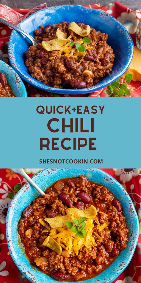 This easy chili recipe has main ingredients of ground beef, crushed tomatoes, kidney beans and spices. So full and flavour and a satisfying meal on a chilly day! #DinnerRecipes #EasyRecipes #ShesNotCookin Quick Easy Chili Recipe, Chili Recipe No Tomatoes, Cowboy Chili Recipe, Recipes With Kidney Beans, Easy Chilli, Ground Beef Chili, Best Chili Recipe, Easy Chili, Chilli Recipes