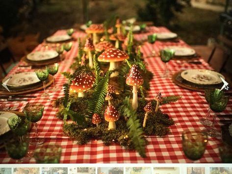 Woodland Fairy Party, Forest Birthday Party, Fairy Garden Birthday Party, Forest Birthday, Fairy Tea Parties, Mushroom Crafts, Forest Party, Baby Shower Woodland Theme, Woodland Birthday