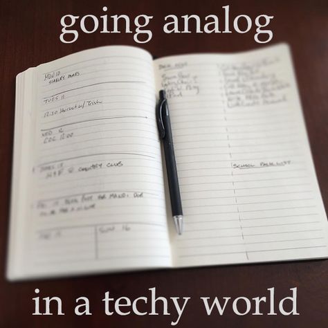 Going Analog in a Techy World Simple Living Lifestyle, Bullet Journel, Study Apps, Home Maker, Study Techniques, Organizational Ideas, Study Organization, Commonplace Book, Self Care Bullet Journal