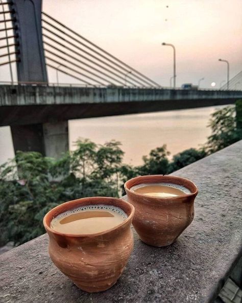 Tea Lover Quotes, Chai Tea Recipe, Tea Wallpaper, City Life Photography, Masala Tea, Chai Recipe, Indian Tea, Tea Quotes, India Photography