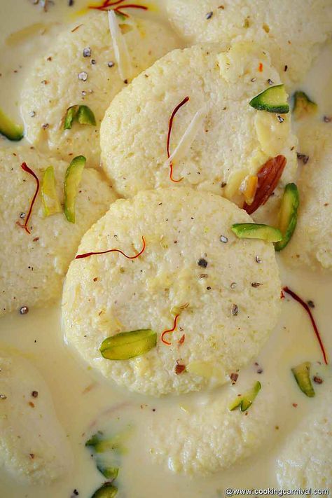 Sweet Dishes Indian, Rasmalai Recipe, Ras Malai, No Looking Back, Bangladeshi Food, Bread Puddings, Sweet Milk, Milk It, Indian Dessert