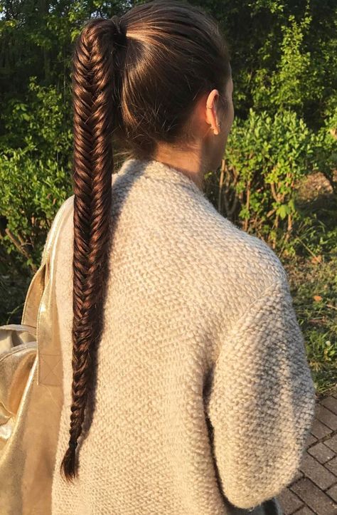 Easy Trendy Hairstyles, Fishtail Braid Hairstyles, Boring Hair, Fishtail Braid, Trendy Hairstyle, Hair Stylies, Hair Stylist Life, Long Braids, Braids For Long Hair