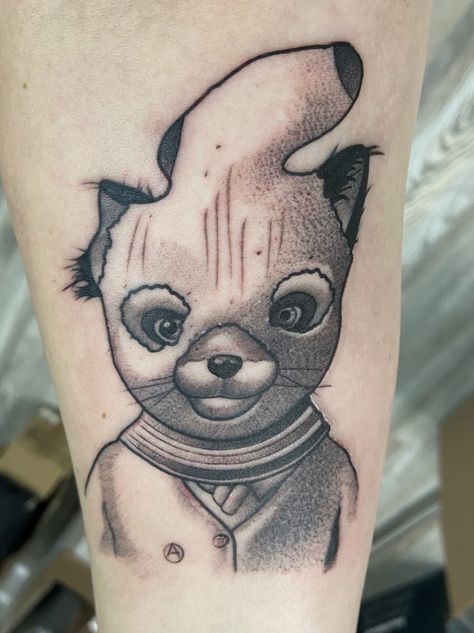 fantastic mr fox, ash bandit hat Ash Fantastic Mr Fox Tattoo, Fantastic Mr Fox Ash, Mr Fox Tattoo, Fantastic Mr Fox Tattoo, Ash Tattoo, Fantastic Mr Fox, Amazing Nails, Fox Tattoo, Mr Fox