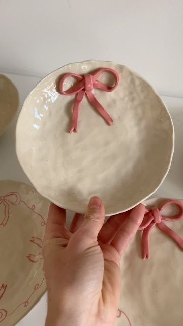 Clay Ideas Plate, Drying Clay Ideas, Air Dry Clay Ideas Cute, Airdryclay Ideas Aesthetic, Dry Clay Projects, Diy Pottery Ideas, Things Made Of Clay, Air Dry Clay Projects Aesthetic, Poterry Clay Ideas