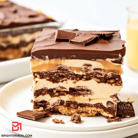 No Bake Peanut Butter Eclair Cake, Eclair Cake No Bake, Peanut Butter Eclair Cake, Peanut Butter Eclair, Eclair Cake Recipe, Eclair Cake Recipes, Chocolate Eclair Cake, Eggless Chocolate Cake, Bigger Bolder Baking