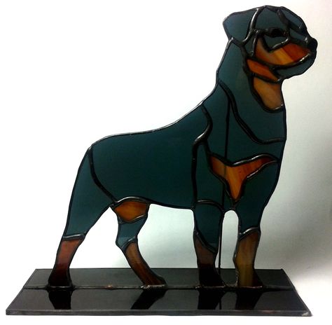 Rottweiler &75 @ visionsgallery.com Stained Glass Rottweiler, Tiffany Stained Glass Windows, Stained Glass Dogs, Labrador Dogs, Rottweiler Love, Stained Glass Patterns Free, Stained Glass Animals, Glass Painting Designs, Tiffany Stained Glass