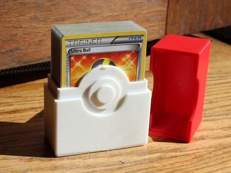 Pokemon TCG card box for Official Pokemon sleeves by Kemmer - Thingiverse 3d Printing Ideas Organization, 3d Printing Ideas Pokemon, Pokemon Deck Box Diy, 3d Printer Pokemon, Pokemon Card Box, Pokemon Sleeves, Cool 3d Prints, Diy Card Box, Teens Bedroom