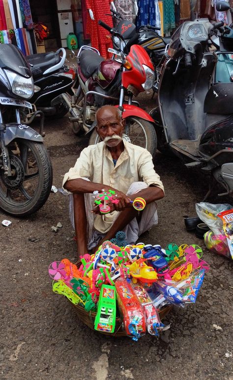 Toy selling in indian market still life photography Toy Market, India Landscape, Indian Market, Life Photography, Still Life Photography, Still Life, India, Marketing, Toys