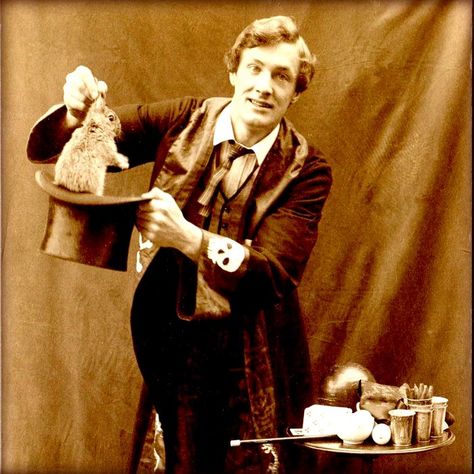 David Devant 1890s? Circus Pictures, Magicians Assistant, Steampunk Circus, Circus Vintage, Old Circus, Magic Illusions, Harry Houdini, Old Pics, Sleight Of Hand