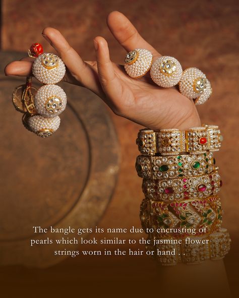 Gajras for your hand too! ❤️✨ All the designs available for you to pick and if you also get jewellery dreams like us, come to us with the narration of it and we will try to fulfill your jewellery dreams into a customised reality ✨ #mortantra #indianjewels #madeinIndia Bangle Ring, Fancy Jewelry, Gold Jewellery Design, Jewellery Design, Gold Jewellery, Jewelry Inspiration, Gold Jewelry, Jewelry Design, Bangles