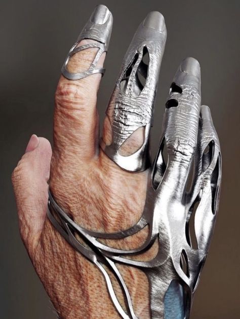 Finger Prosthetic, Prosthetic Fingers, Vampire Masquerade, Full Finger Rings, Arte Peculiar, Tech Jewelry, Fairy Fashion, Fantasy Armor, Finger Rings