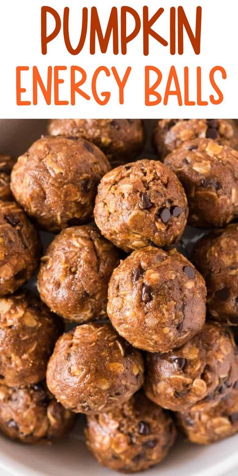 Pumpkin Spice Cookie Dough, Pumpkin Cookie Dough, Fall Recipes Snacks, Pumpkin Energy Balls, Healthy Fall Snacks, Pumpkin Balls, Pumpkin Oats, Protein Balls Recipes, Bake Pumpkin