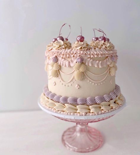 Vintage Ruffle Cake, Easter Cake Pop, Easter Lunch Ideas, Cake Pops Designs, Easter Cake Designs, Easter Desserts Cake, Bunny Cake Pops, Paint Cake, Icing Designs